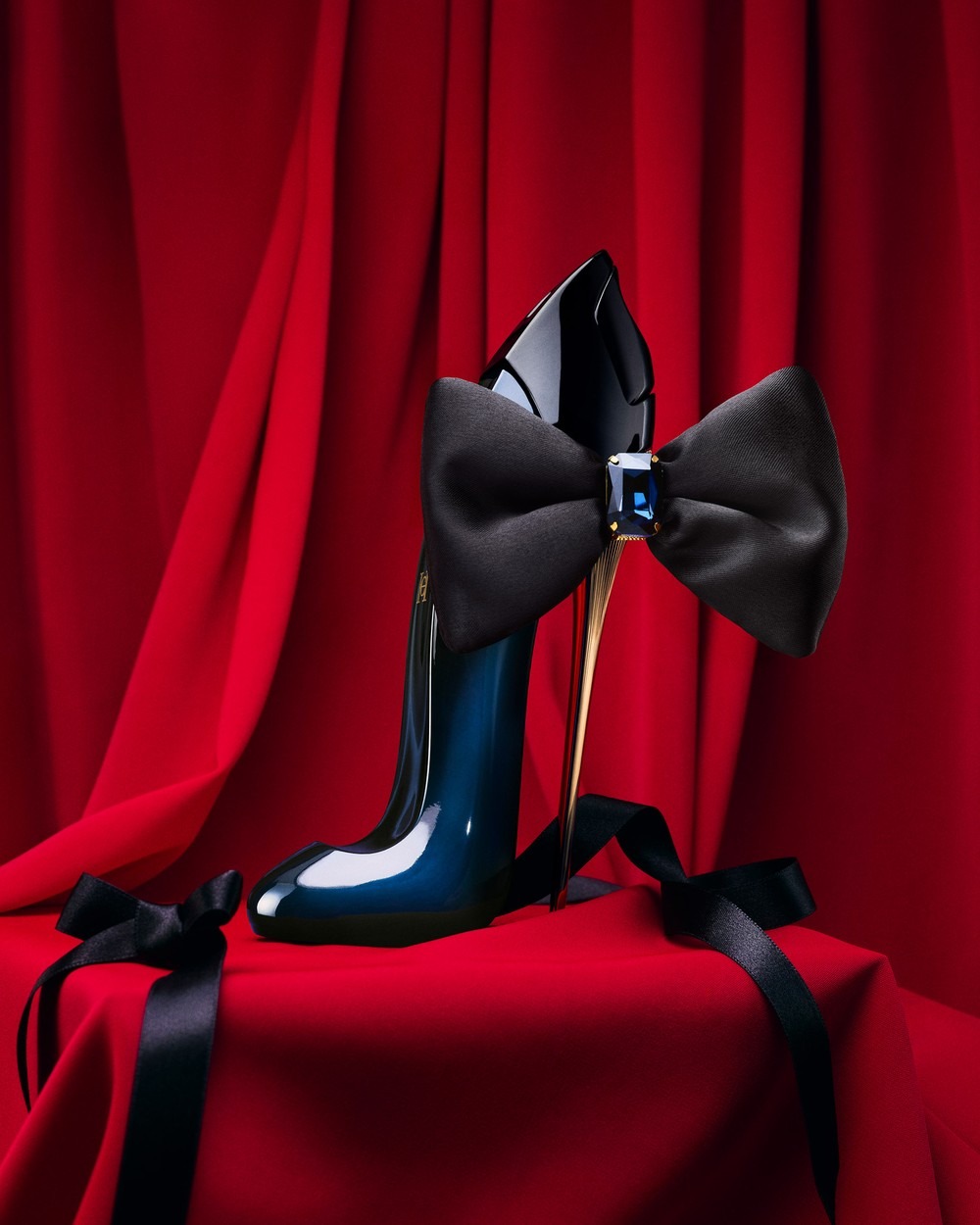 Carolina Herrera Good Girl Bow - Shop Home Fragrance reseña y precio